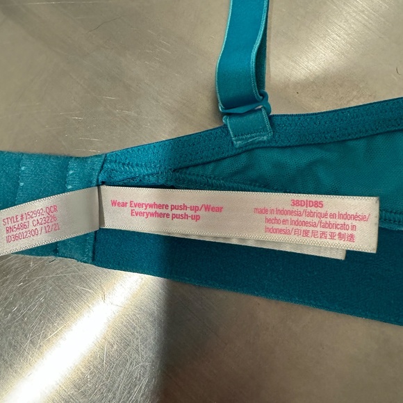 Set of two Pink by Victoria Secret Wear Everywhere Push-up Bras - Picture 4 of 16